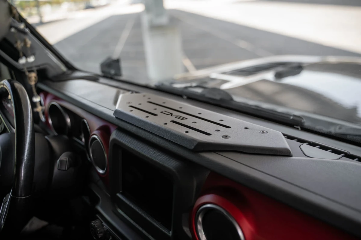 Jeep Wrangler JL Digital Device Kit - DV8 Offroad - Device Dash Mount V2 - `18-`23