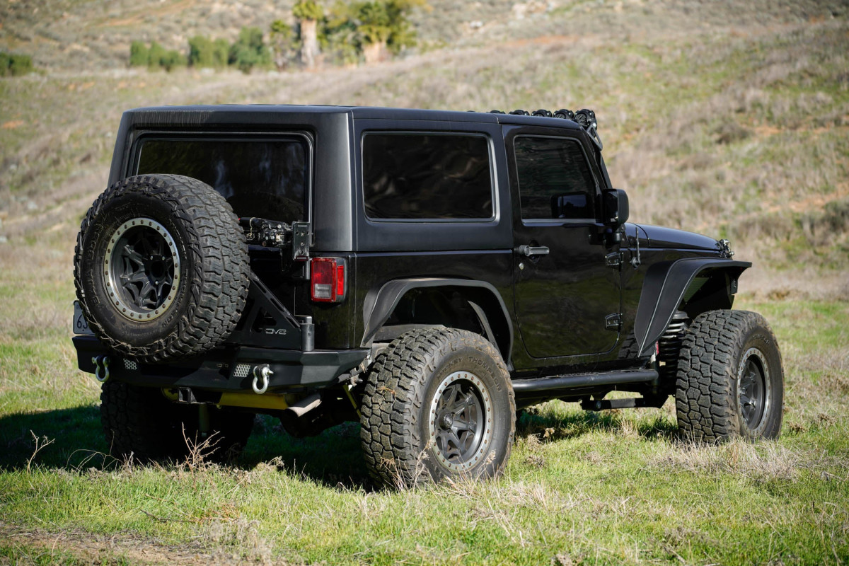 Jeep Wrangler JK Tire Carrier - DV8 Offroad - MTO Bumper - `07-`18