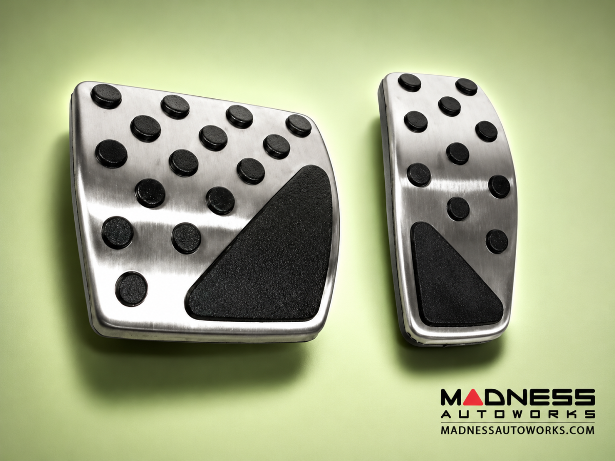 Jeep Renegade Pedal Set - Chrome - Automatic Transmission - Pre 2016 models Jeep Renegade Pedal Set - Chrome - Automatic Transmission - Pre 2016 models