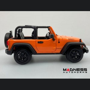 Jeep Wrangler Diecast Model 1/18 scale - Orange - Topless - Maisto 