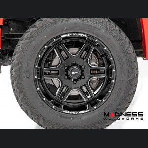 Jeep Custom Wheels (1) - Rough Country - 92 Series - Gloss Black - 18 x 9.0 / 5 x 5 / +0mm