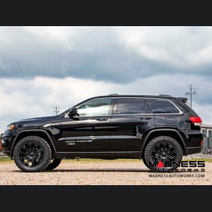 Jeep Grand Cherokee WK2 Lift Kit - 2.5" Lift - (2011-2018)