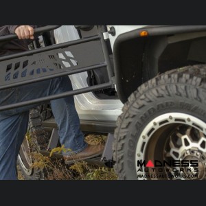 Jeep Wrangler JL ACTIONTRAC Powered Running Boards