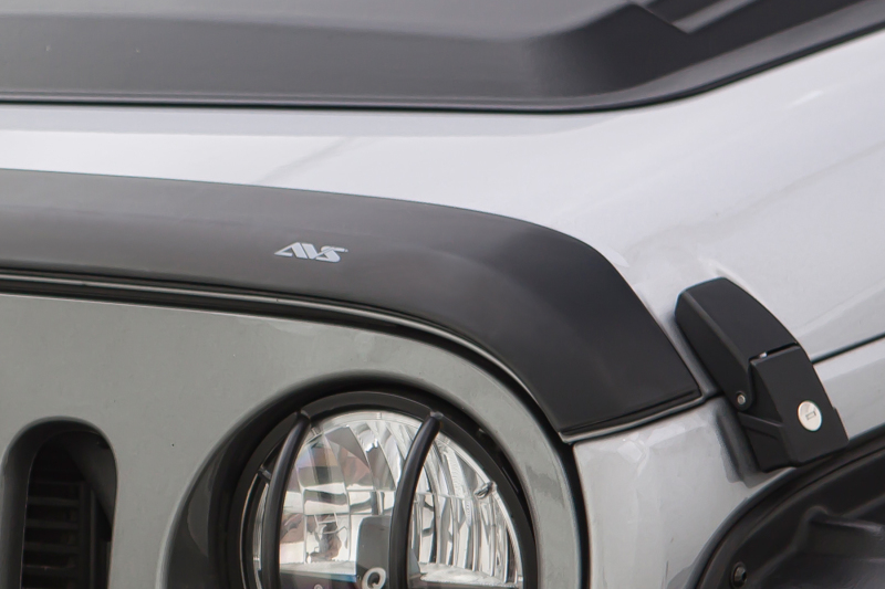 Jeep Wrangler JL Hood Deflector - AVS - Aeroskin - Matte Black - 2018